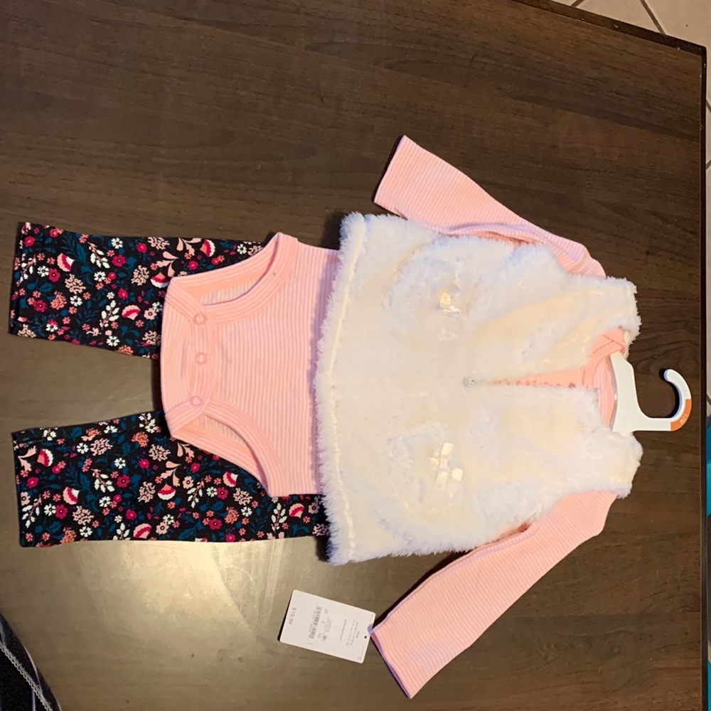 Baby girl outfit set, never used